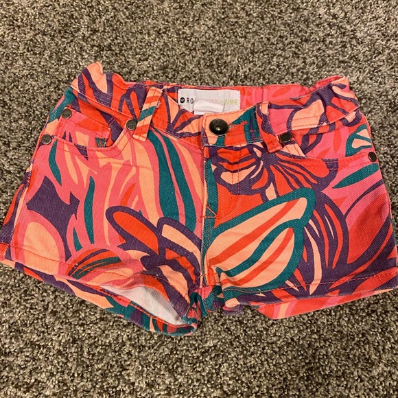 Roxy Teenie Wahine Sz 5 Shorts - Picture 1 of 4